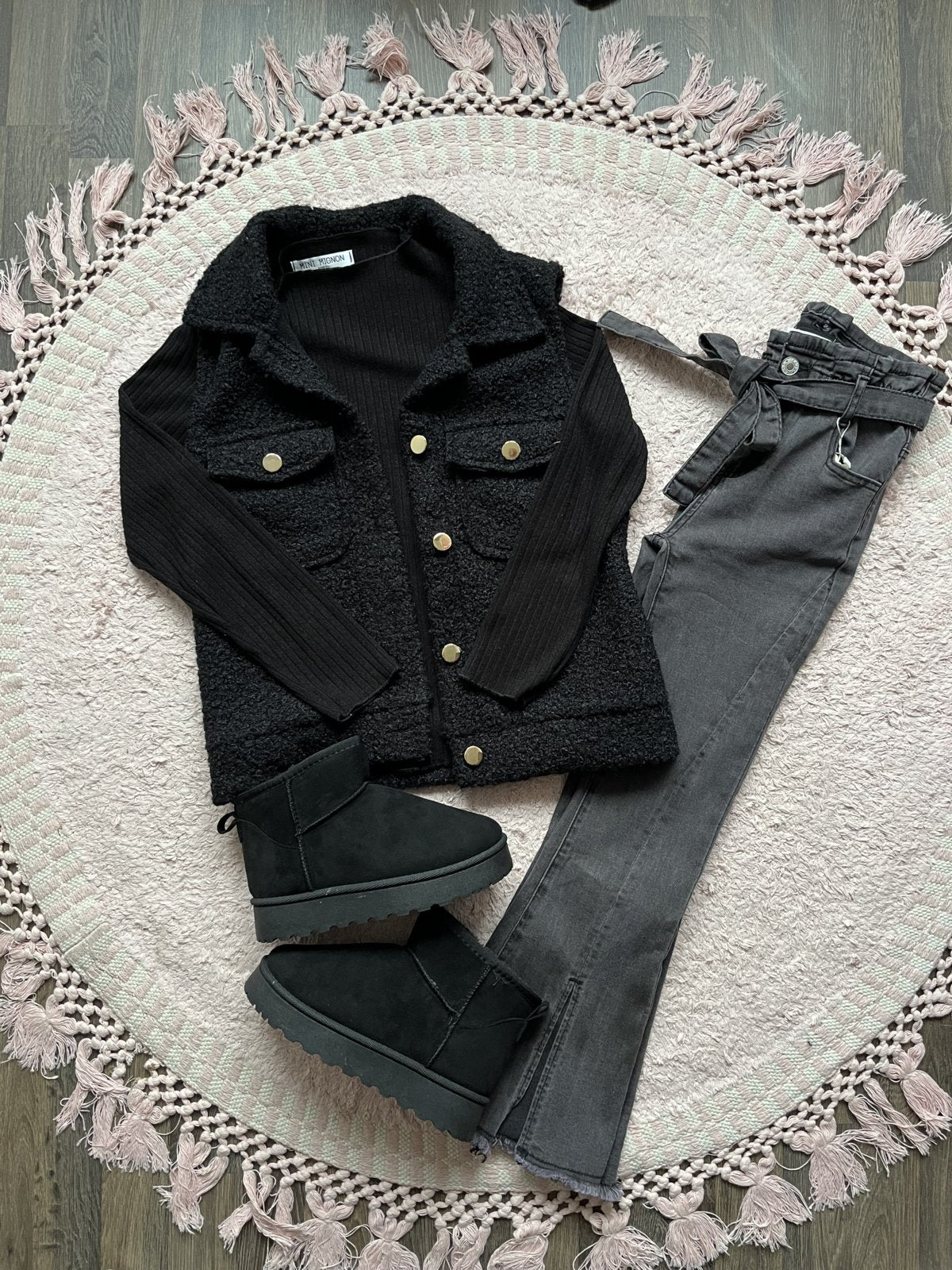 Soft Ribbed top Zwart
