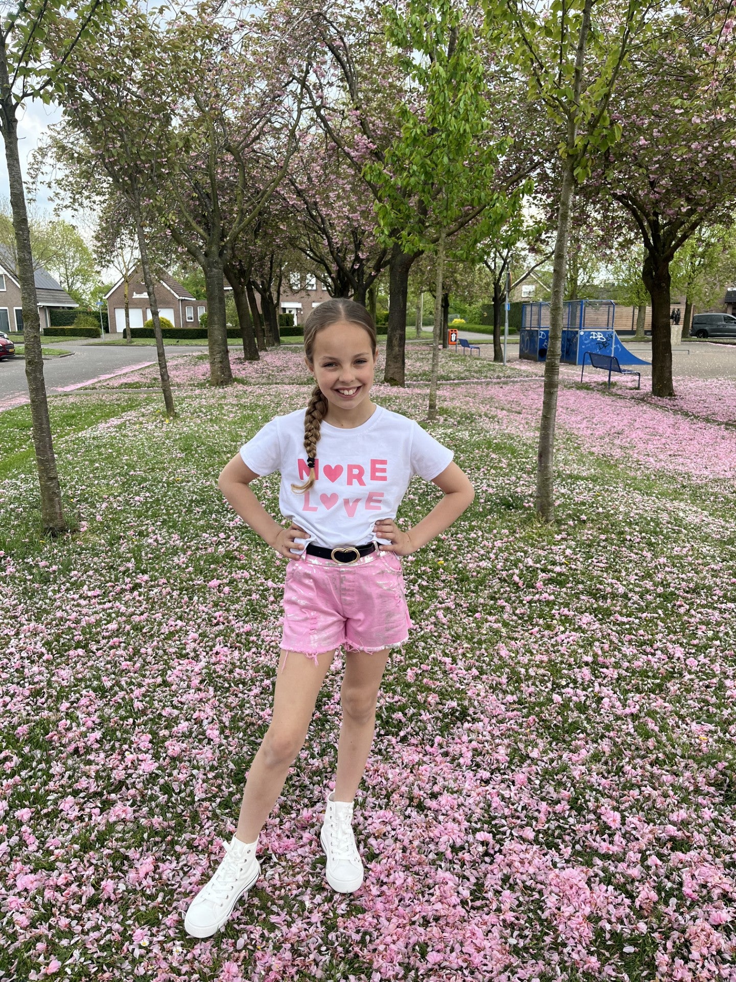 T-Shirt More Love Roze
